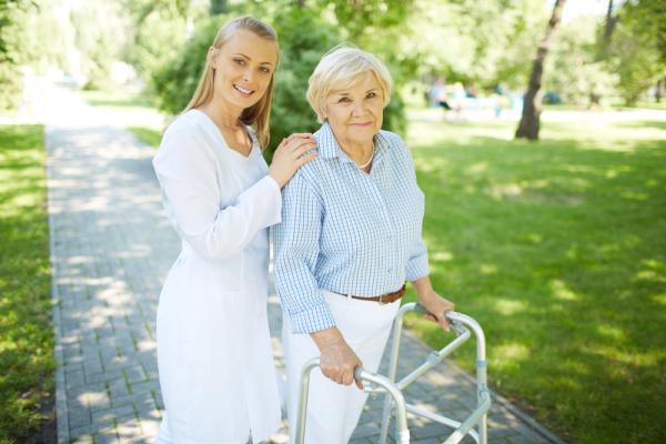 Avoid Elder Abuse & Pick the Best Caregiver for a Loved One